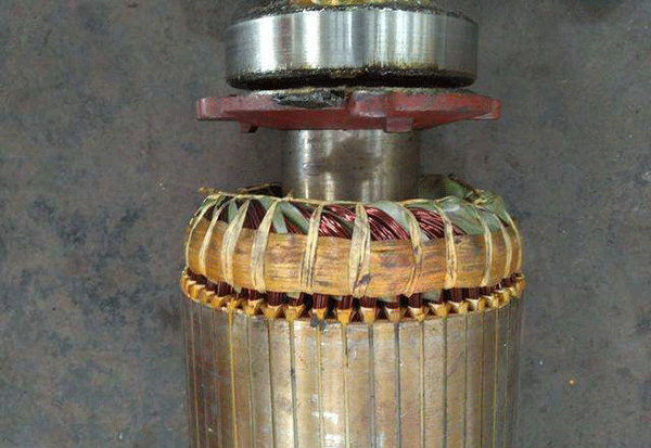 西安電機廠技術(shù)員關(guān)于高壓電機端部捆扎的重要性分析。 西安電機廠技術(shù)員關(guān)于高壓電機端部捆扎的重要性分析。